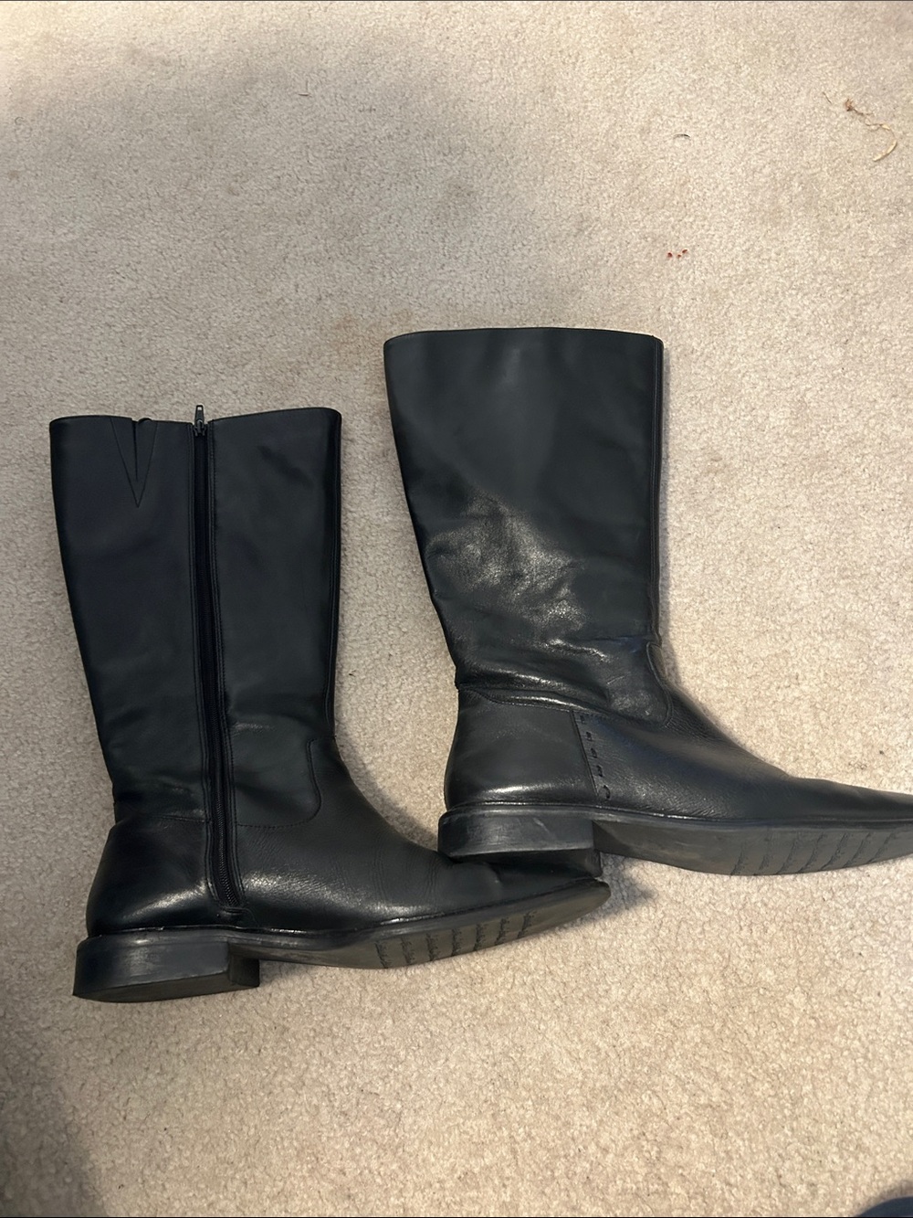 3 quarter women’s boots( Eddie Bauer , real leather)